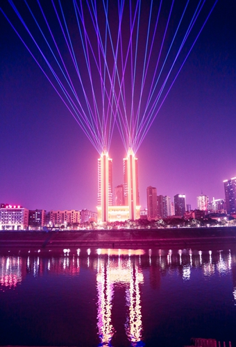 宜化大樓亮起來了!(圖2) 宜化大樓亮起來了!(圖2)