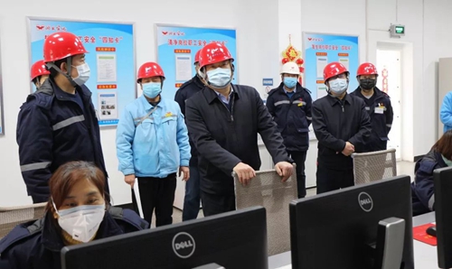袁衛(wèi)東、王大真到股份公司檢查督導(dǎo)疫情防控及安全生產(chǎn)工作(圖3) 袁衛(wèi)東、王大真到股份公司檢查督導(dǎo)疫情防控及安全生產(chǎn)工作(圖3)
