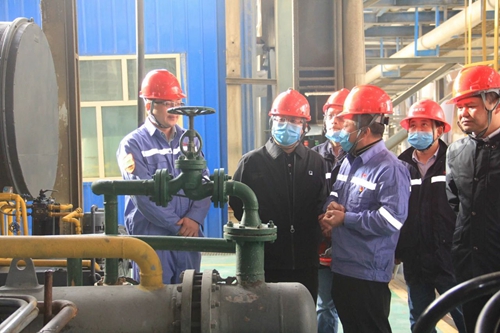 王大真到新疆天運走訪慰問干部職工(圖3) 王大真到新疆天運走訪慰問干部職工(圖3)