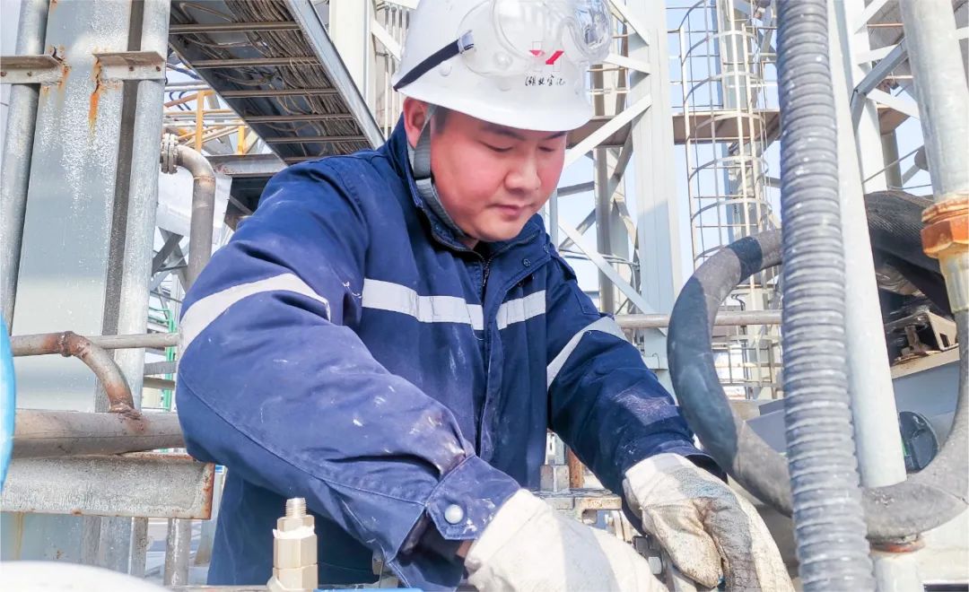 【宜化榜樣】新材料公司楊帆:扎根一線精耕細作,不負韶華淬煉匠心(圖4) 【宜化榜樣】新材料公司楊帆:扎根一線精耕細作,不負韶華淬煉匠心(圖4)