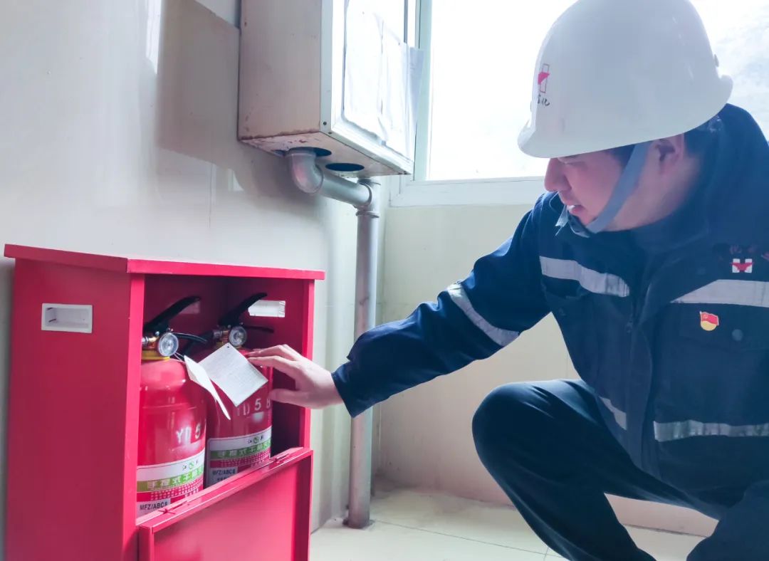 宜化礦業(yè):抓實“五個強化”,全力以赴保安全(圖5) 宜化礦業(yè):抓實“五個強化”,全力以赴保安全(圖5)