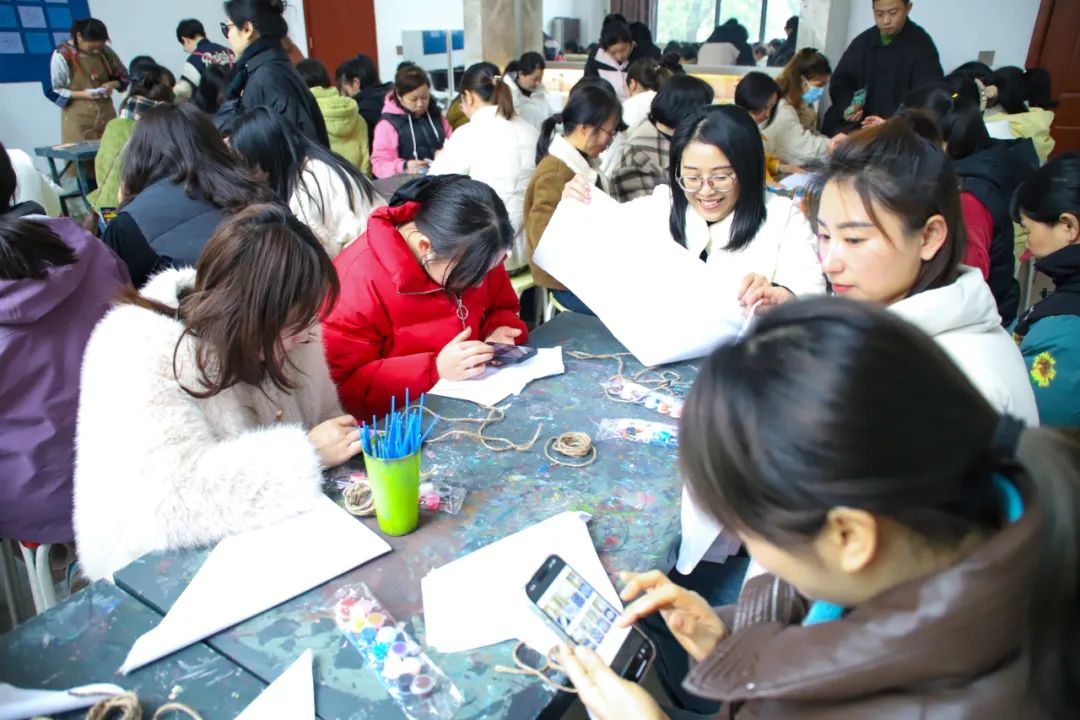 【三八特輯】春日有約共赴芳華!楚星公司開(kāi)展“三八”婦女節(jié)系列活動(dòng)(圖5) 【三八特輯】春日有約共赴芳華!楚星公司開(kāi)展“三八”婦女節(jié)系列活動(dòng)(圖5)