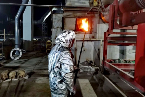 祝賀！青海宜化回轉窯一次性點火成功！